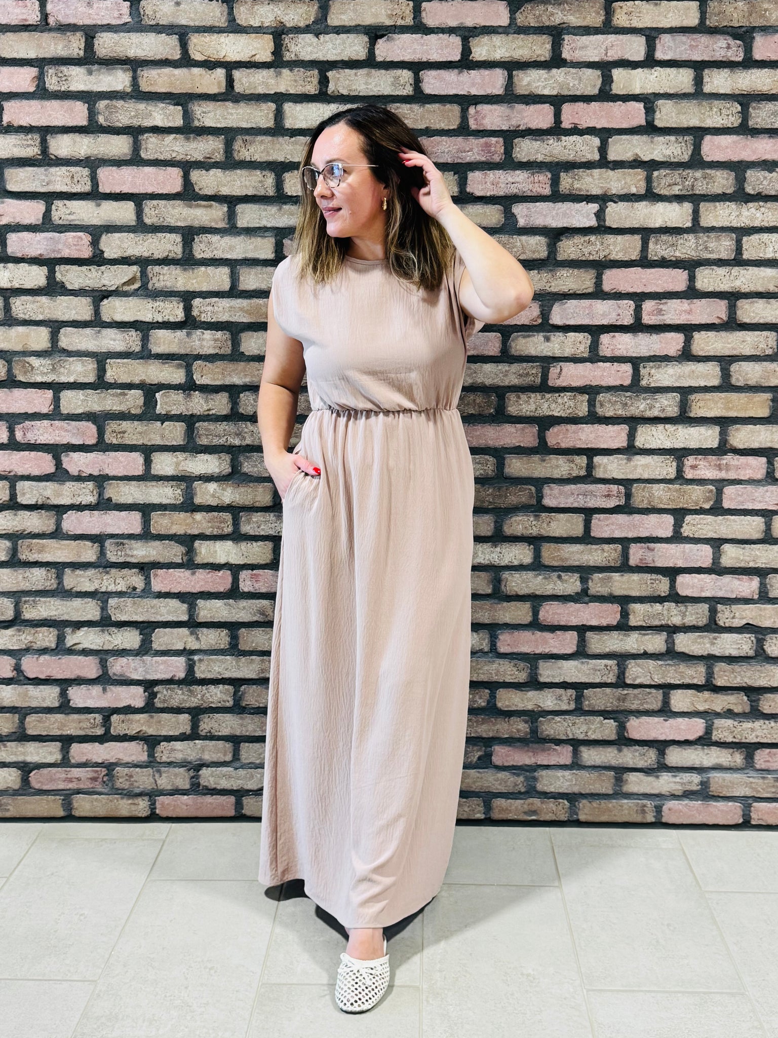 Sleeveless Maxi Dress - Tan