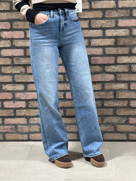 Tummy Control Baggy Wide Jeans - Medium Wash