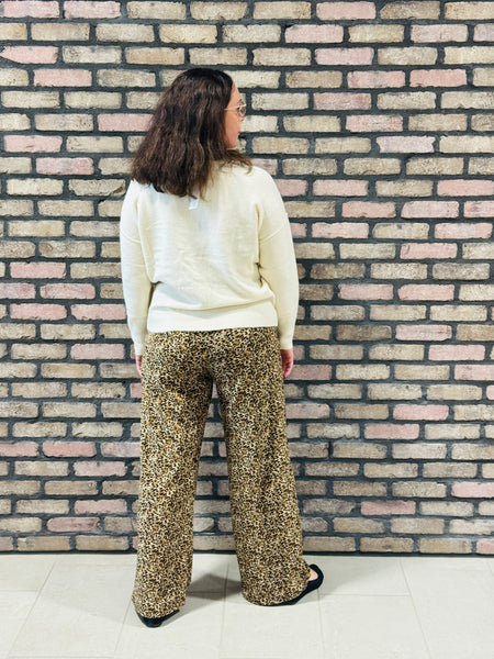 Crewneck Front Seam Sweater - Ivory