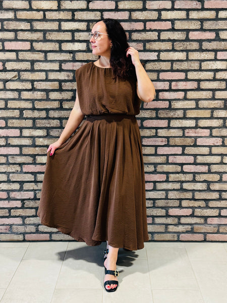 Pleated Midi Skirt - Brown