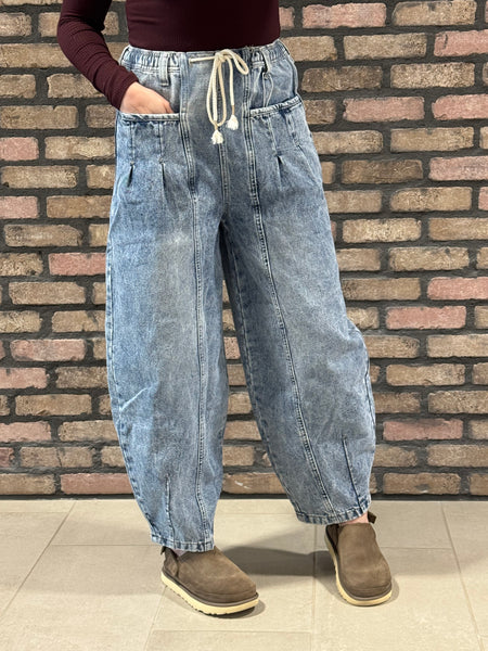 Washed Denim Barrel Pants - Medium Wash
