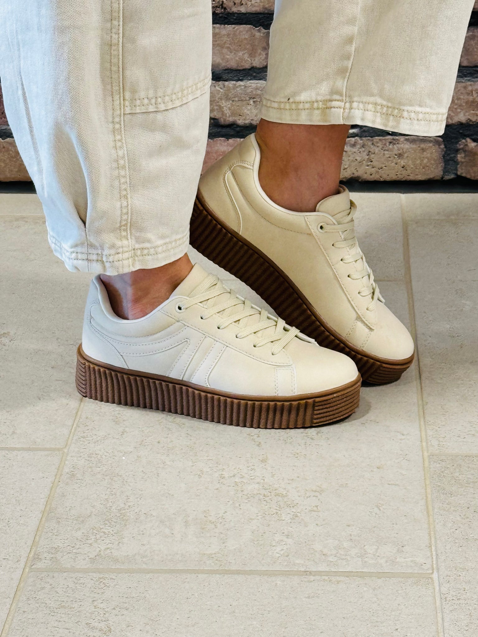 Platform Sneakers - Beige