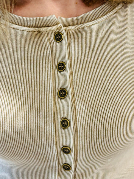 Exposed Seam Henley Ribbed Tee - Mocha