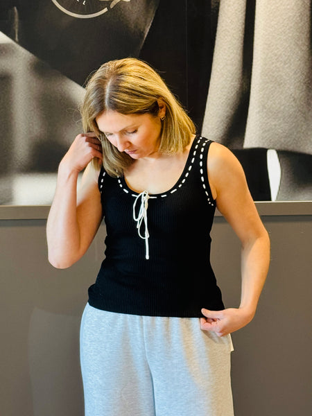 Front Tie Knit Tank Top - Black
