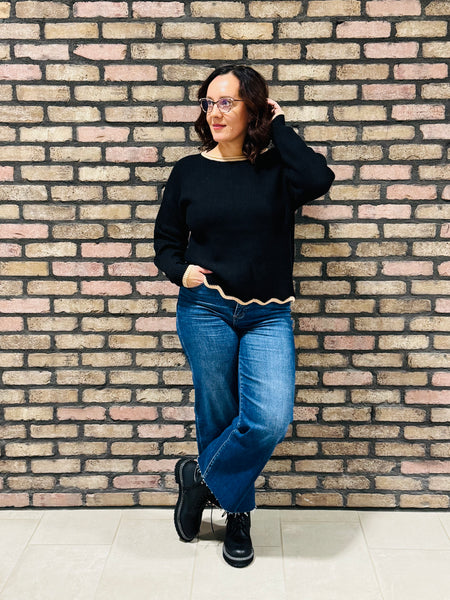 Contrast Scallop Trim Sweater - Black