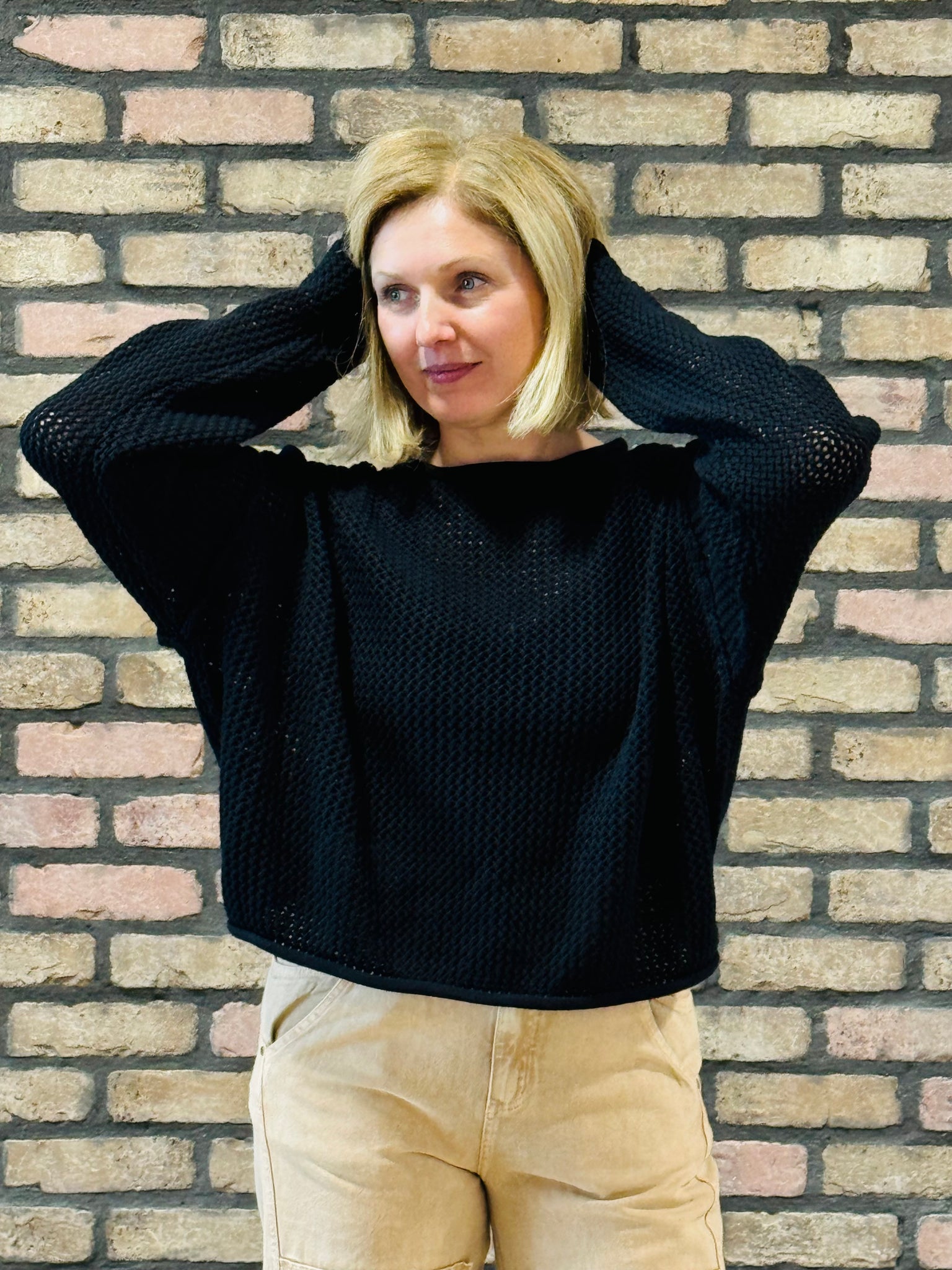 Textured Knit Sweater - Black