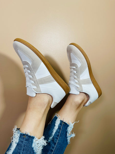 Low Heel Sneakers - White/Grey