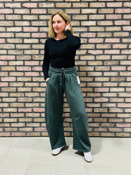 Baggy Barrel Sweatpants - Chic Green