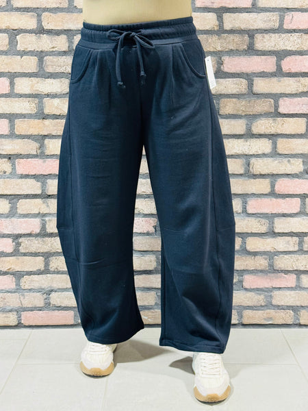 Baggy Barrel Sweatpants - Black