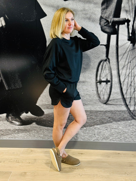 Scuba Crewneck Pullover - Black