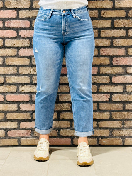 Cuffed Boyfriend Jeans - Medium Wash