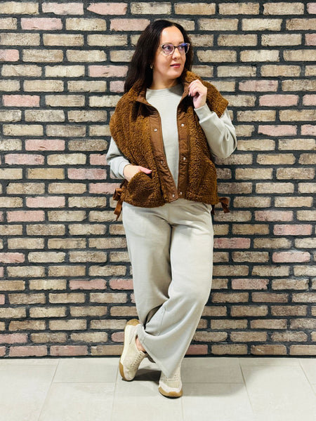 Oversized Faux Fur Vest - Brown