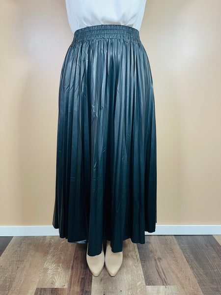 Faux Pleather Pleated Skirt - Black