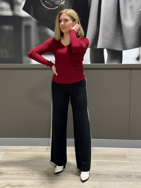 Side Stripe Straight Knit Pants - Black