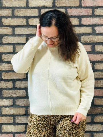 Crewneck Front Seam Sweater - Ivory