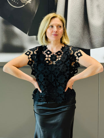 Oversized Crochet Top - Black