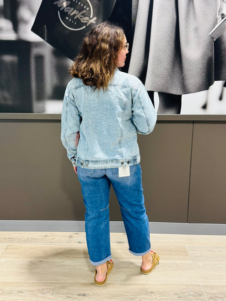 Boyfriend Fit Denim Jacket - Light Wash