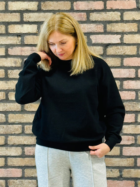 Honeycomb 4-Way Stretch Sweatshirt - Black