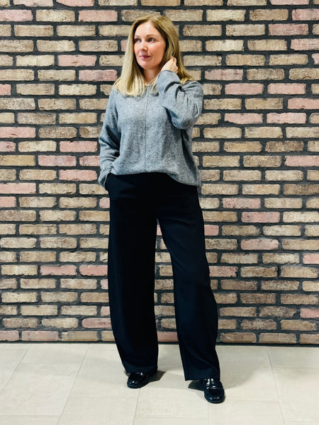 Front Seam Sweater - Grey