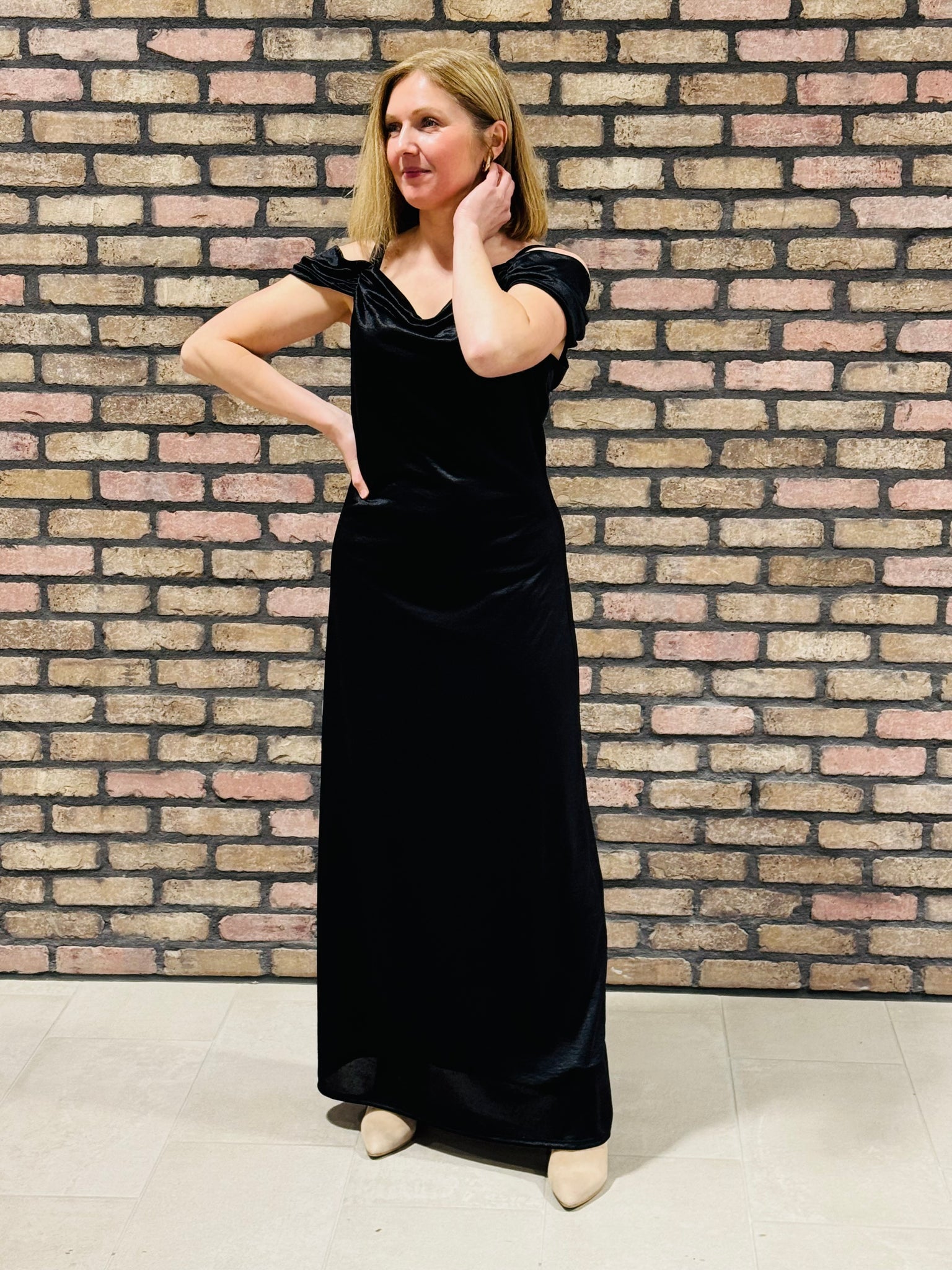 Cowl Neck Strap Maxi Dress - Black