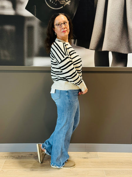 Striped Front Seam Sweater - Cream
