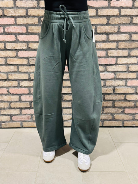 Baggy Barrel Sweatpants - Chic Green