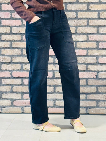 Patch Pockets Barrel Jeans - Washed Black