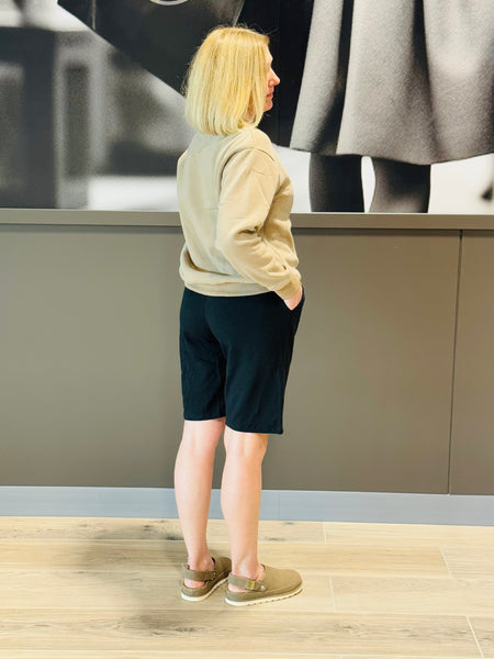 Bermuda Shorts - Black