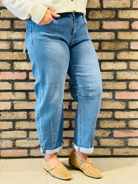 Slouchy Crop Barrel Textured Jeans - Medium Wash