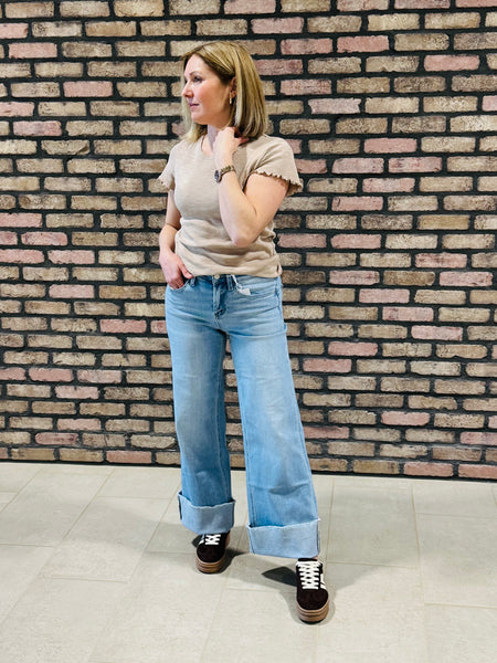 Raw Hem Wide Leg Jeans - Light Wash