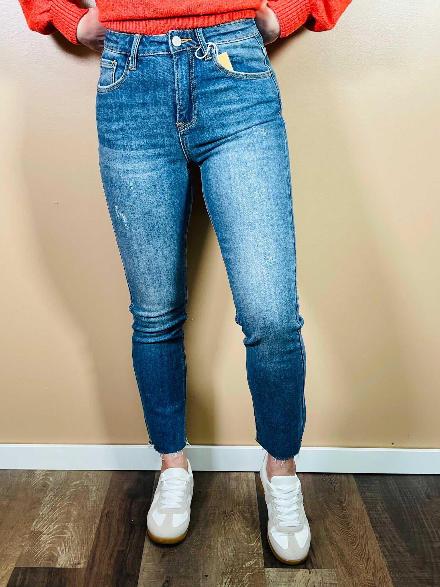 Relaxed Skinny Jeans - Medium Wash