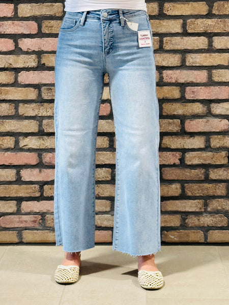 Tummy Control Crop Wide Jeans - Light Wash