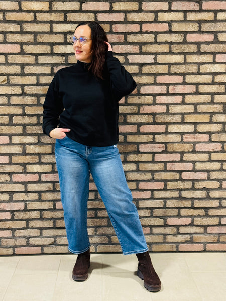 Oversized Mockneck Sweatshirt - Black