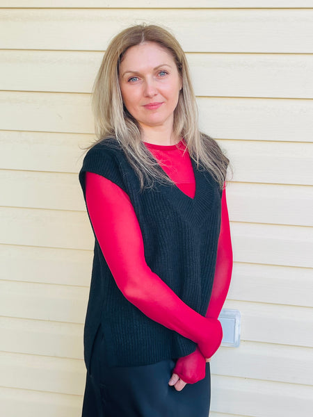 Sweater Vest with Slits - Black