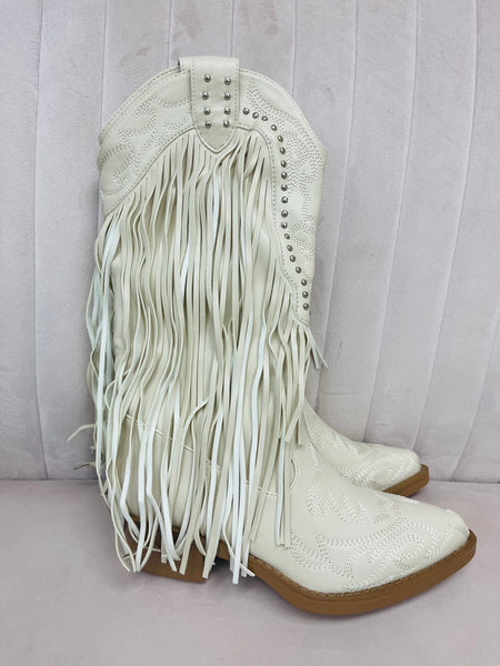 Long Fringe Western Boots - Off White