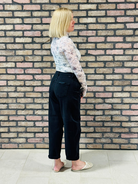 Relaxed Barrel Cuffed Jeans - Black