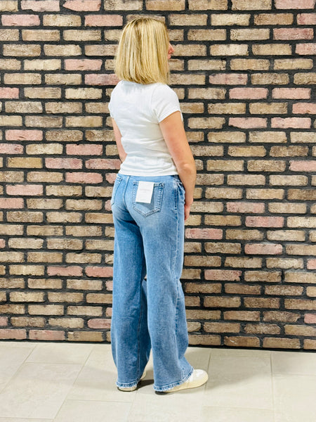 90’s Super High Rise Jeans - Medium Wash