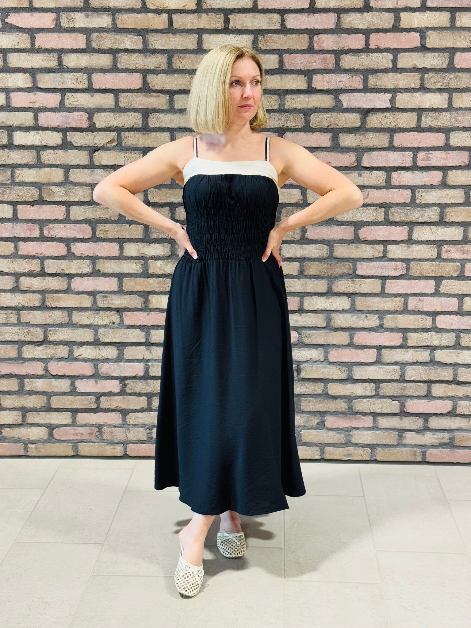 Contrast Smocked Bodice Dress - Black