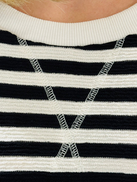 Textured Striped Pullover - Black