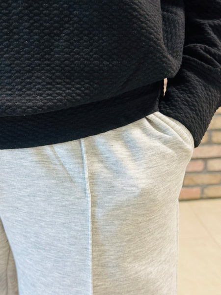 Honeycomb 4-Way Stretch Sweatshirt - Black