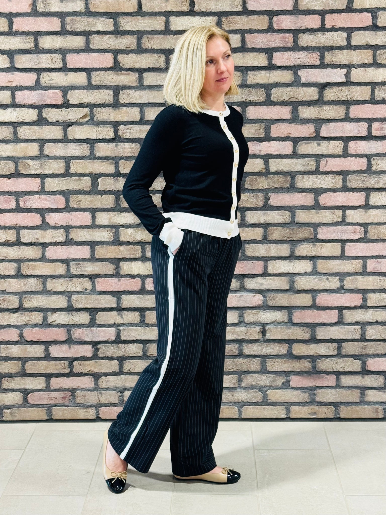 Striped Side Stripe Pants - Black