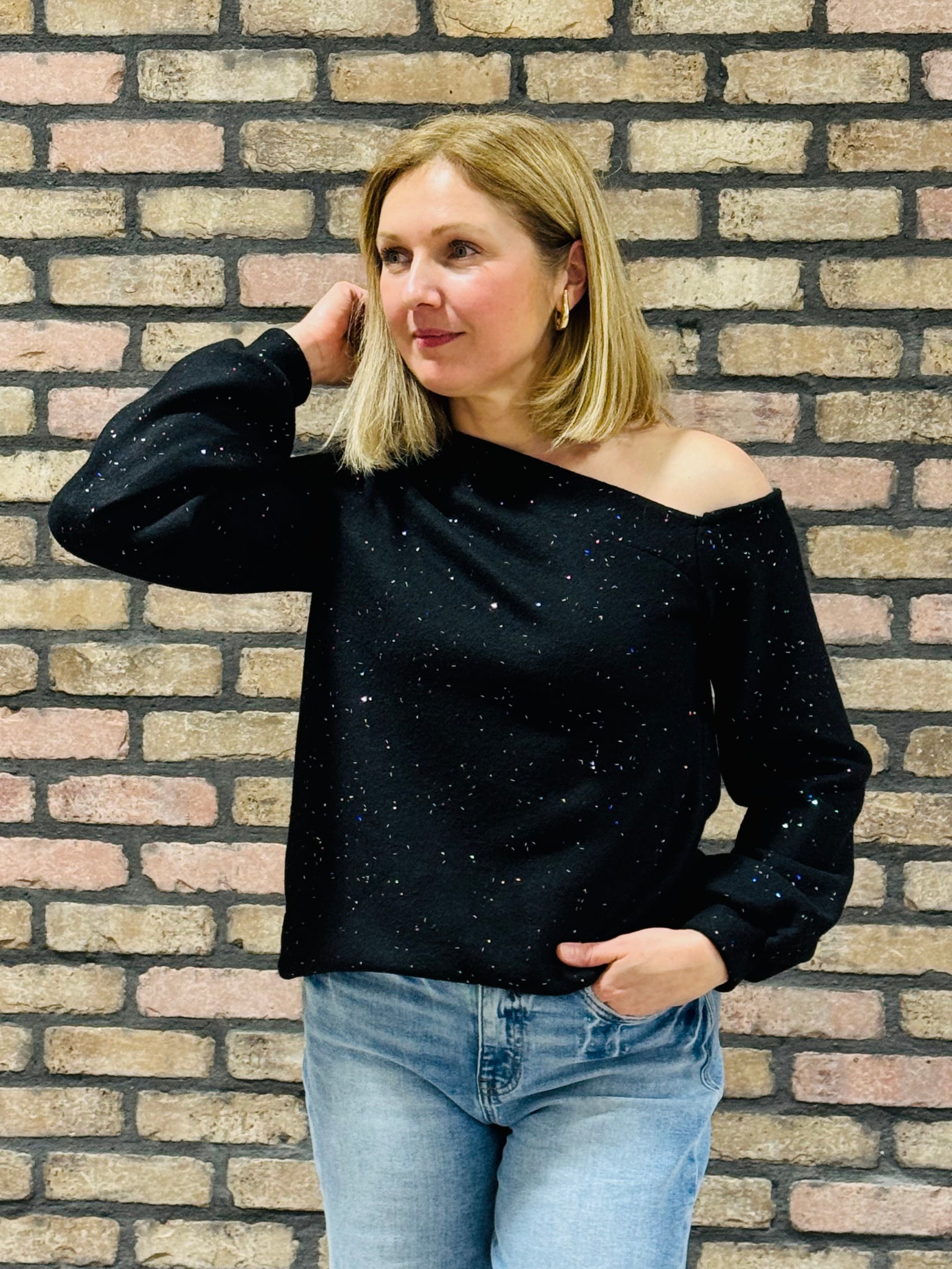 One Shoulder Top - Black