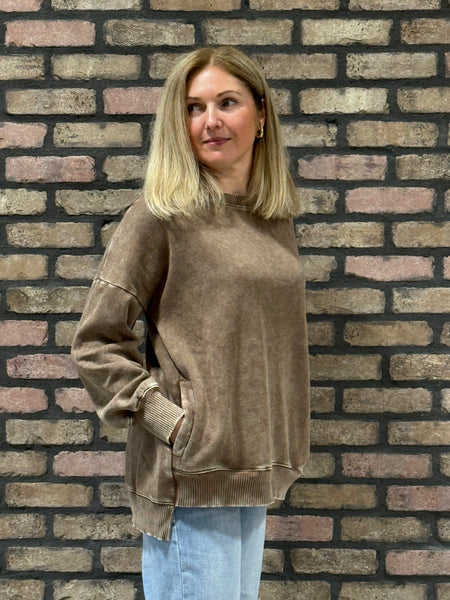 Acid Wash Fleece Pullover - Mocha