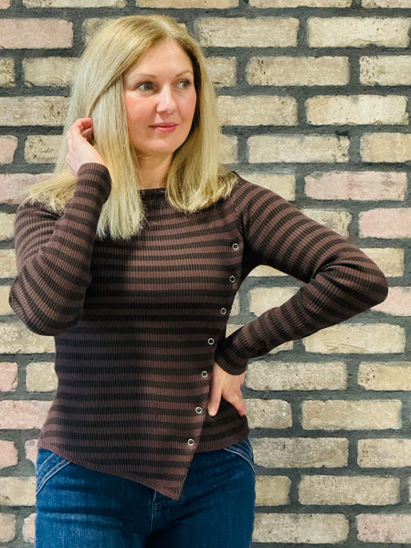 Striped Diagonal Snaps Top - Chocolate