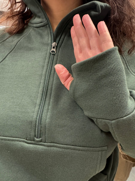 Thumbholes Half Zip Sweatshirt - Chic Green