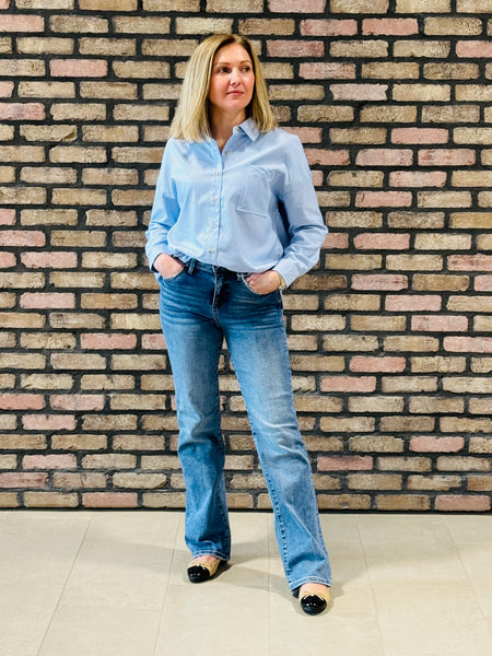 Tummy Control Straight Jeans - Medium Wash