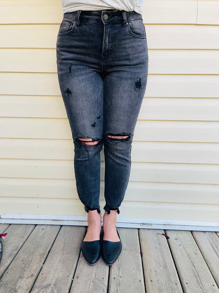 Distressed Girlfriend Jeans - Black