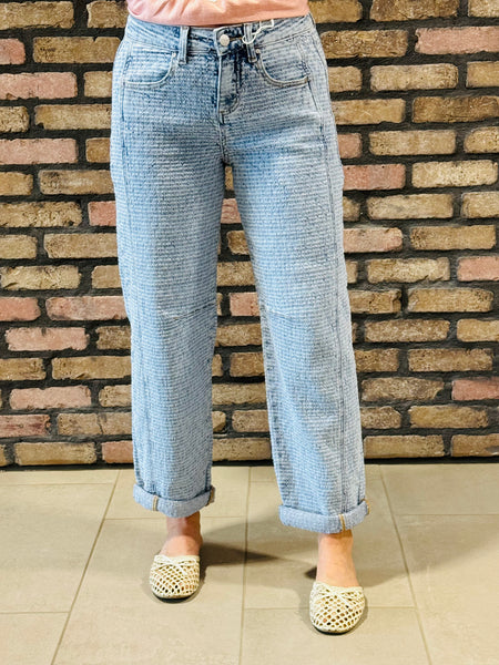 Textured Slouchy Barrel Jeans - Light Wash