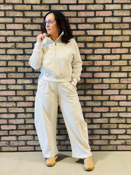 Baggy Barrel Sweatpants - Beige