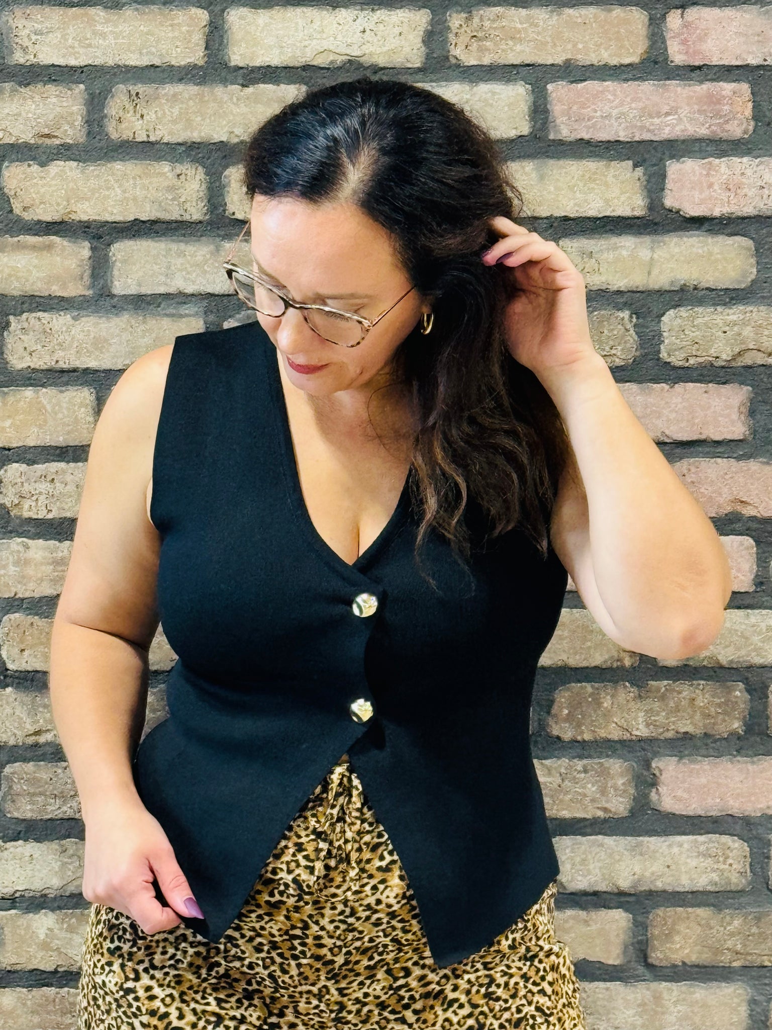 Gold Buttons Knit Vest - Black